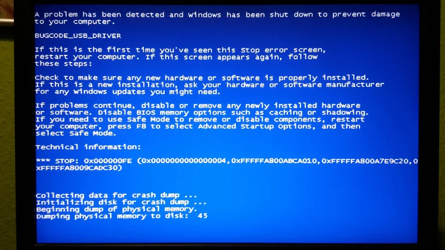 Blue Screen KORG SQ-1.webp