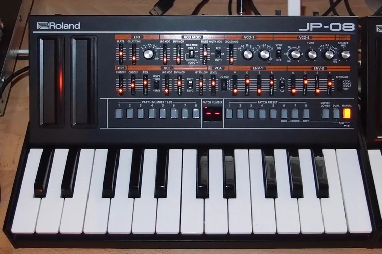 JP-08-Patch - 1.webp