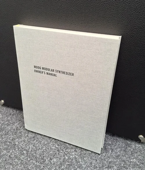 moogbuch vor moogmoog.webp