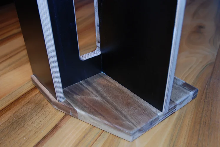 stand_m32_1.jpg stand_m32_1.jpg