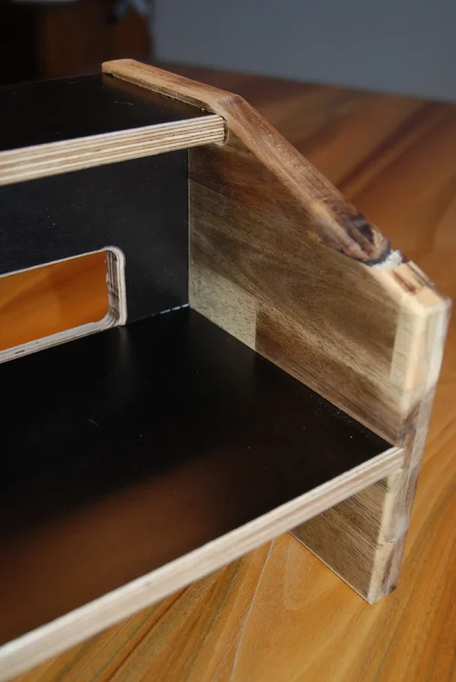 stand_m32_2.jpg stand_m32_2.jpg