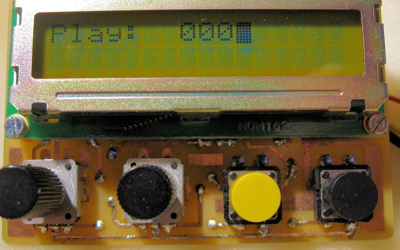 lcd_display.jpg lcd_display.jpg