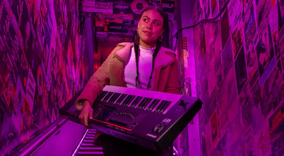 roland-fantom-0-3.webp roland-fantom-0-3.webp