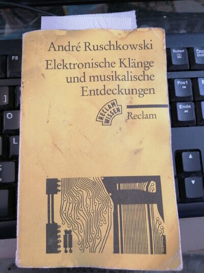 BUCH.jpeg BUCH.jpeg