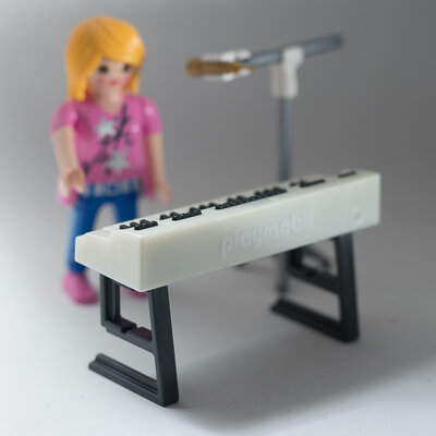 Playmobil-Keyboard-3.jpg
