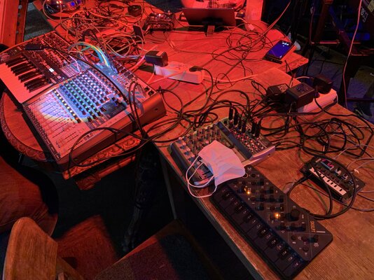 IMG_3987.JPG IMG_3987.JPG