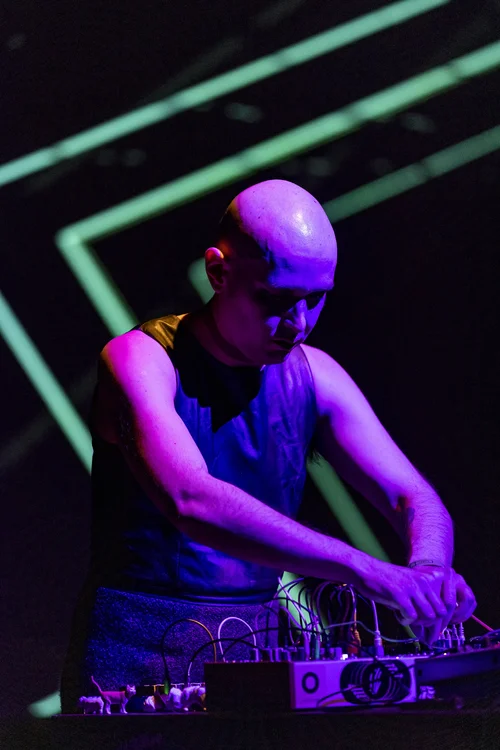 xayide.webp xayide.webp