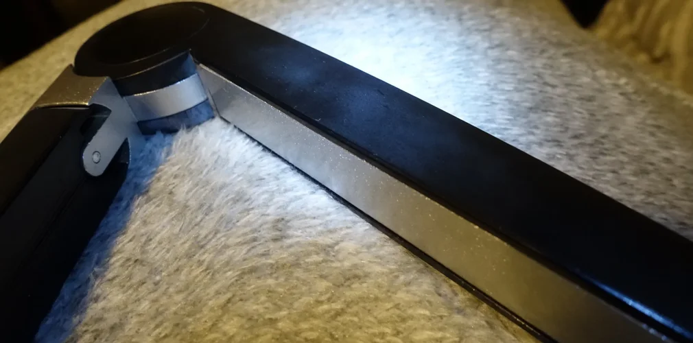 Halterung.jpg Halterung.jpg