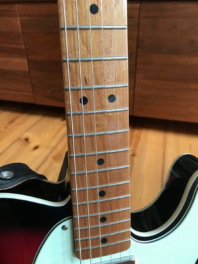 AS_Tele_neck.jpg