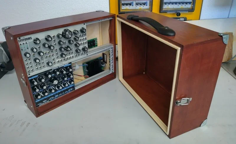 kiste 2.webp kiste 2.webp