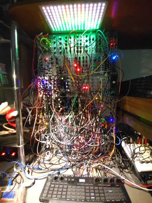 Jhito2.webp Jhito2.webp