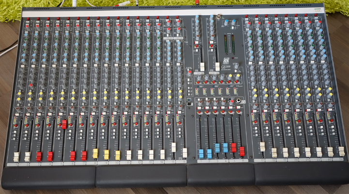 Allen_Heath_GL2200-424.png Allen_Heath_GL2200-424.png