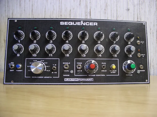 Sequenzer-Front Kopie.webp