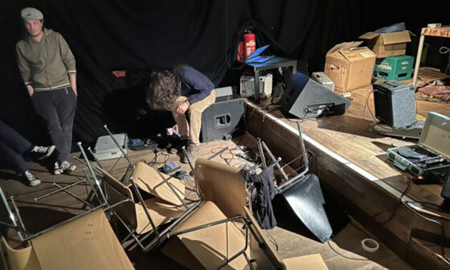 26.11.2022 Leverkusen – Performance Struppig schweben / tanzen: Noise/Experimental