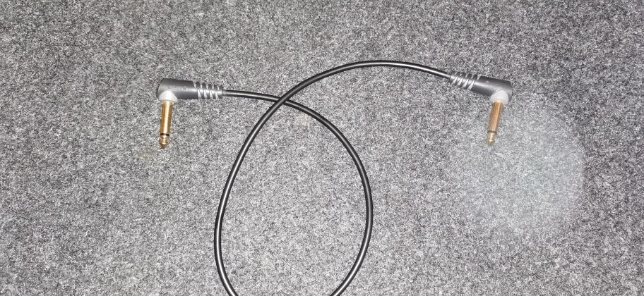 Kabel01.jpg Kabel01.jpg
