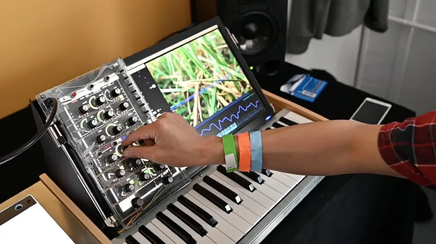 Neues vom Silhouette Synthesizer