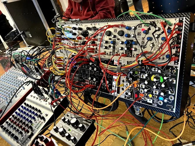 2023-02-05 -Modular Matinee 02.webp 2023-02-05 -Modular Matinee 02.webp