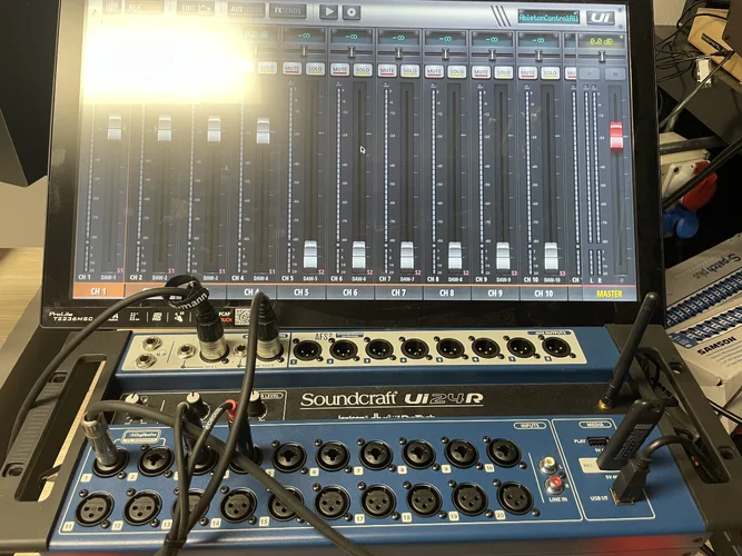 IMG_4986.webp IMG_4986.webp