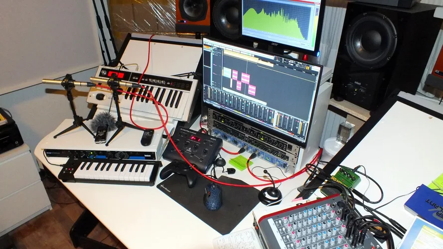 ArbeitsplatzSogyra2017.webp ArbeitsplatzSogyra2017.webp