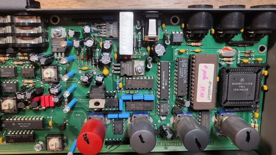 2 oben rechts 20230506_003743.webp 2 oben rechts 20230506_003743.webp