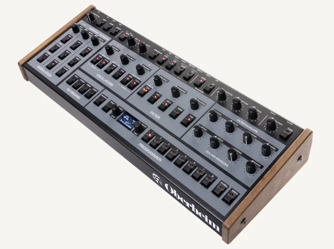 Superbooth: Oberheim Desktop OB8X