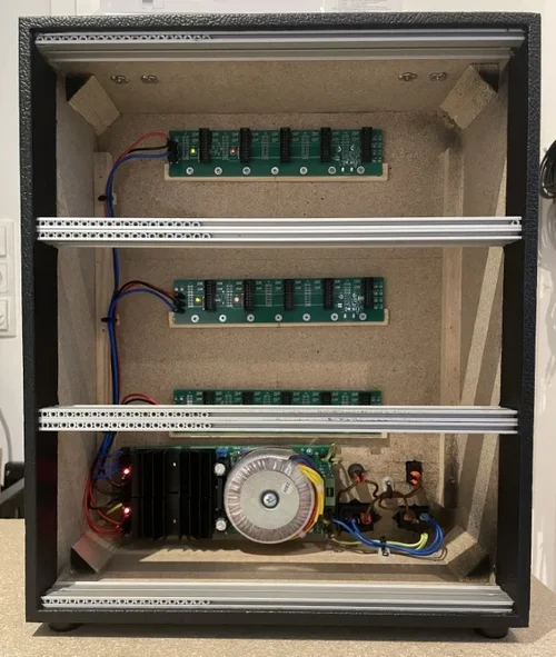 Cabinet_Wireing (Mittel).webp