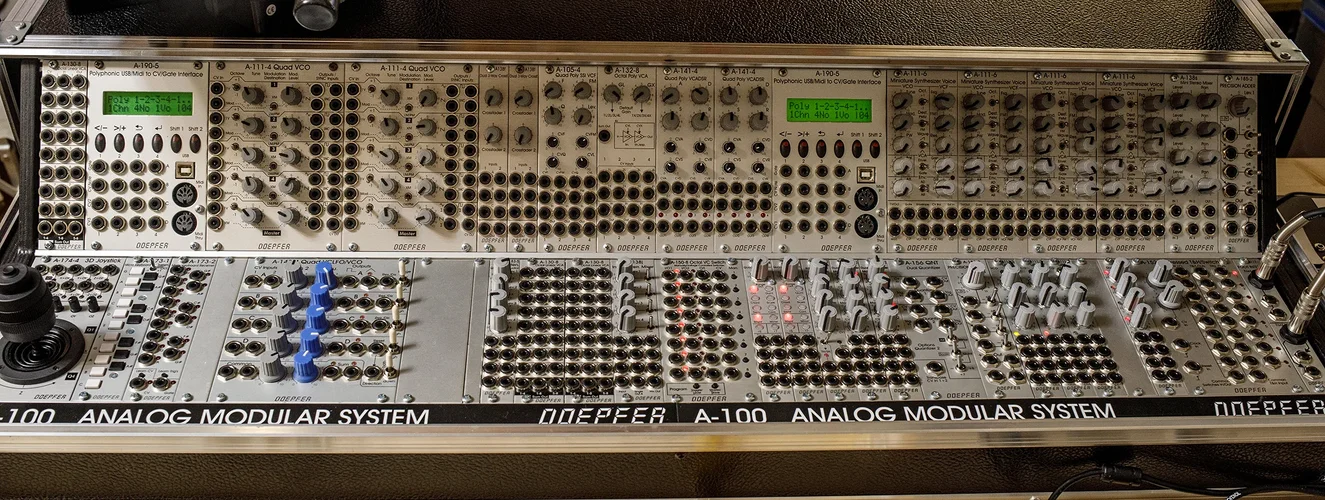 A100-Poly-Setup.webp A100-Poly-Setup.webp