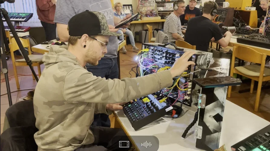 Bildschirmfoto 2023-06-03 um 20.17.58.png Bildschirmfoto 2023-06-03 um 20.17.58.png