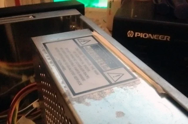 2 psu-case insulated.webp 2 psu-case insulated.webp