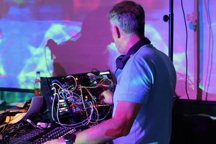 23_0722_S5M2_2634bkw.webp 23_0722_S5M2_2634bkw.webp