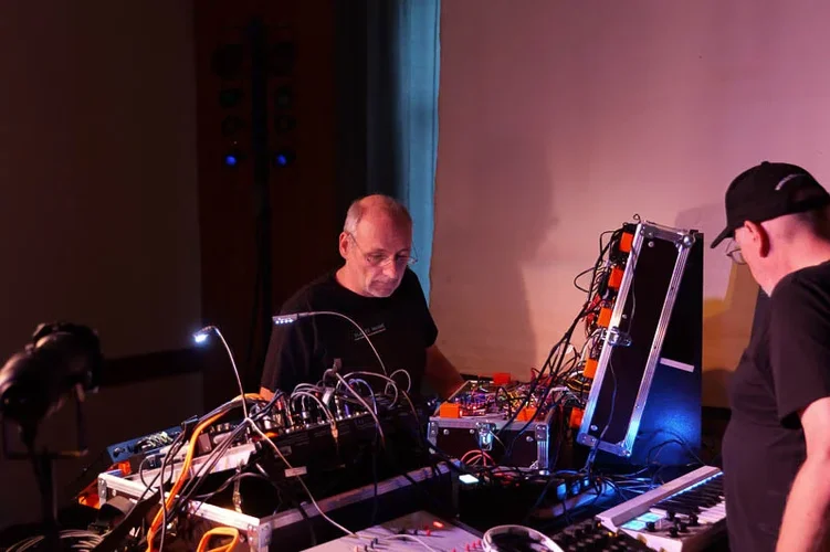 23_0722_S5M2_2652bkw.webp 23_0722_S5M2_2652bkw.webp