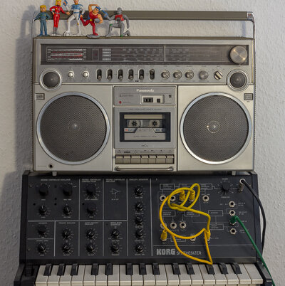 Panasonic-RX-5000-on-Korg-1.jpg