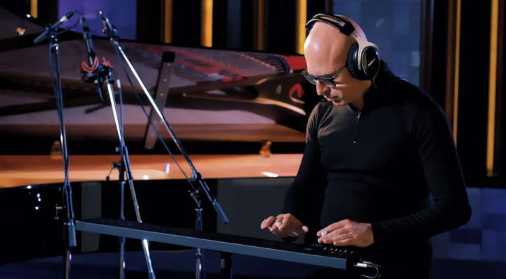 Soma Labs Flux - Theremin mit 2 Dimensionen pro Hand