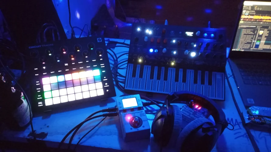 IMG_20231006_214450_338.webp IMG_20231006_214450_338.webp