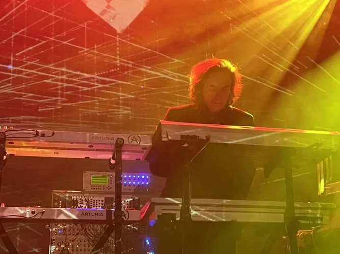 1697897529660.webp 1697897529660.webp