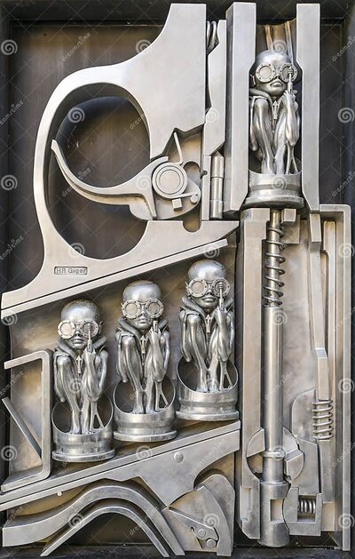 hr-giger-sculpture-statue-alien-outside-museum-chateau-st-germain-th-medieval-city-la-gruyere-...jpg