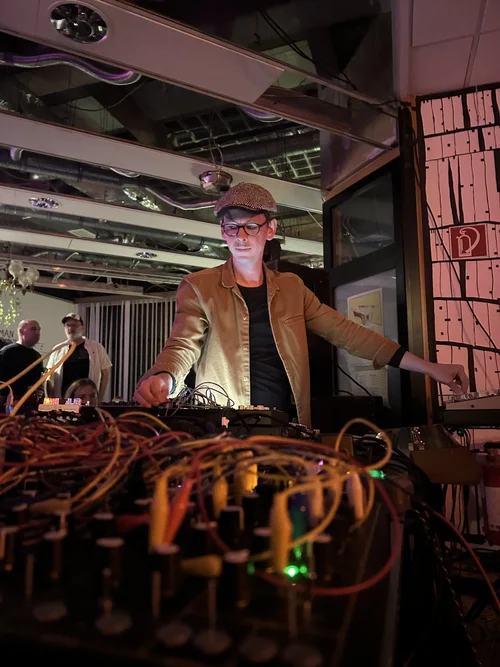 Modular Madness KLN 9672.webp Modular Madness KLN 9672.webp