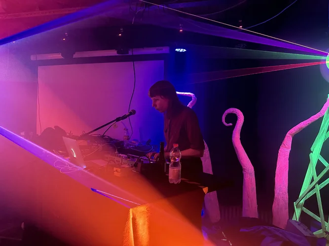 IMG_0193.webp IMG_0193.webp