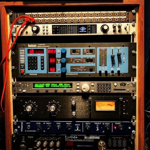 Rack 1.jpg Rack 1.jpg