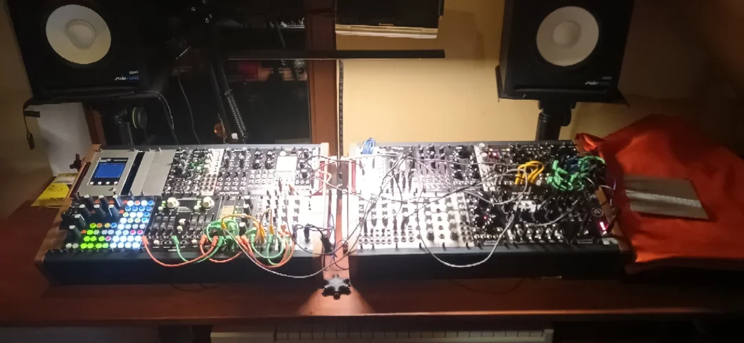 Rackbeleuchtung.webp Rackbeleuchtung.webp