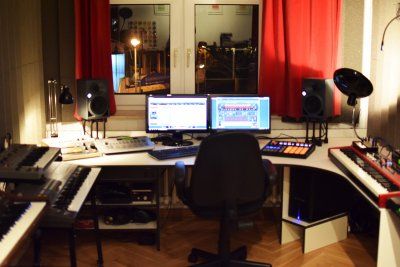 studio 001.jpg