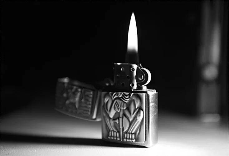 zippo2abw.webp zippo2abw.webp