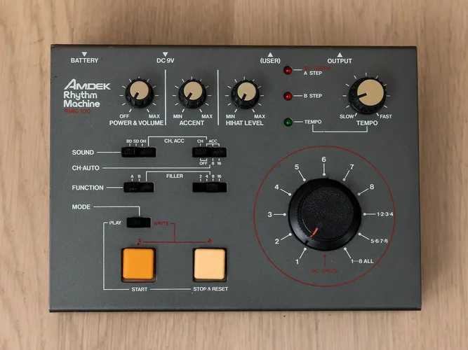 01 Amdek RMK-100.webp 01 Amdek RMK-100.webp