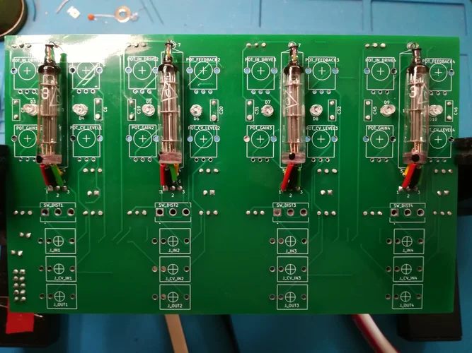 Valvs_tubes_01.webp Valvs_tubes_01.webp