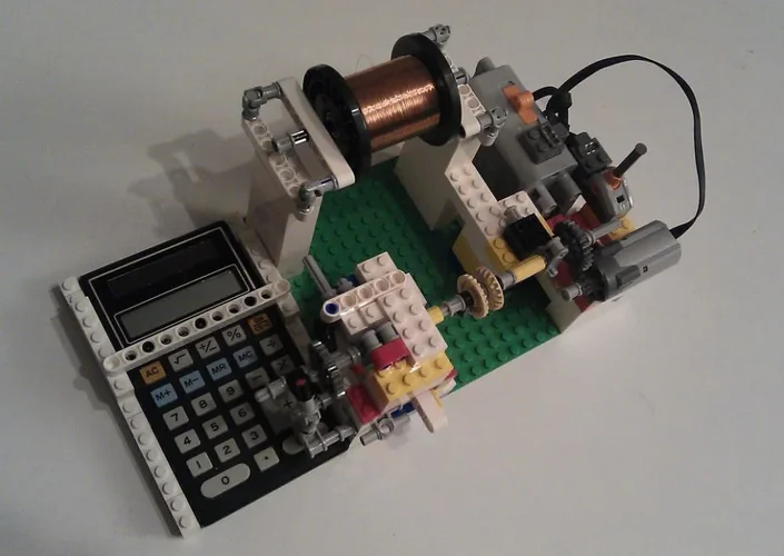 Spulenwickelmaschine_LEGO.webp Spulenwickelmaschine_LEGO.webp