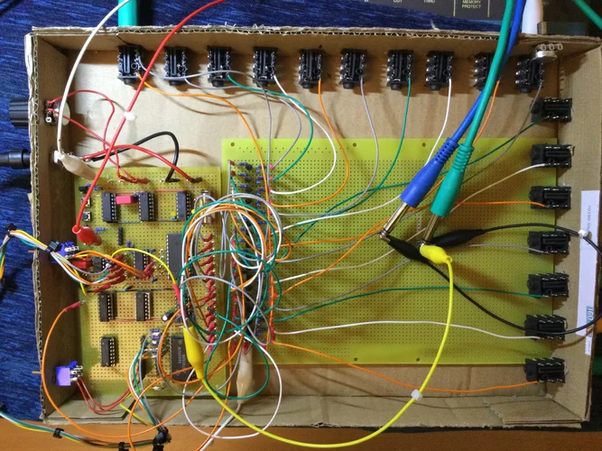 Audio- und CV-Sequencer.jpeg Audio- und CV-Sequencer.jpeg