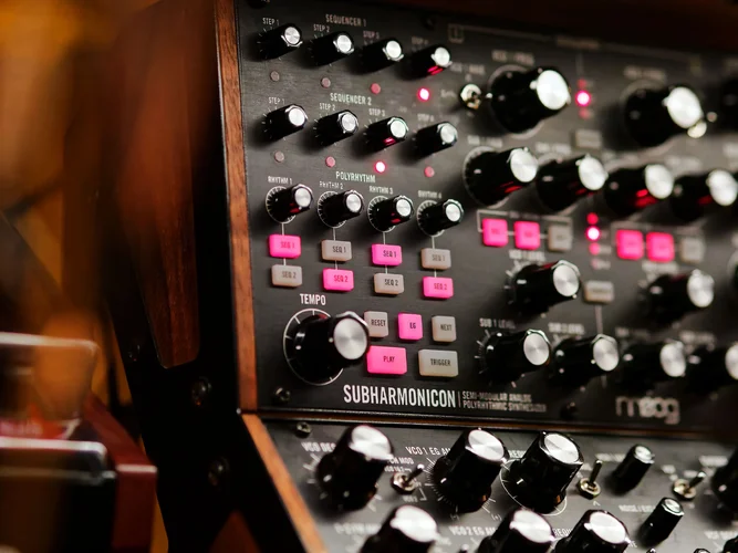 Subharmo_mehr_ALJ7808_DxO.jpg Subharmo_mehr_ALJ7808_DxO.jpg