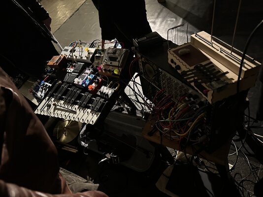 DIY Synth + Sound Art5361.jpeg DIY Synth + Sound Art5361.jpeg