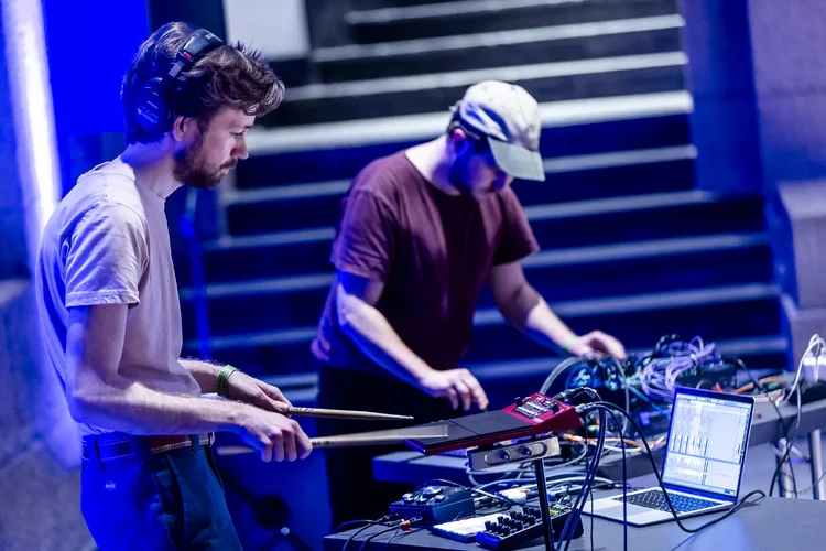 ao_24-86-32_web.jpg ao_24-86-32_web.jpg