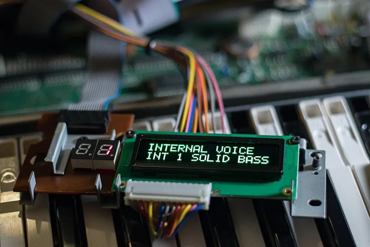 DX7-Aufbereitung-OLED-Display (1 von 1).jpg DX7-Aufbereitung-OLED-Display (1 von 1).jpg